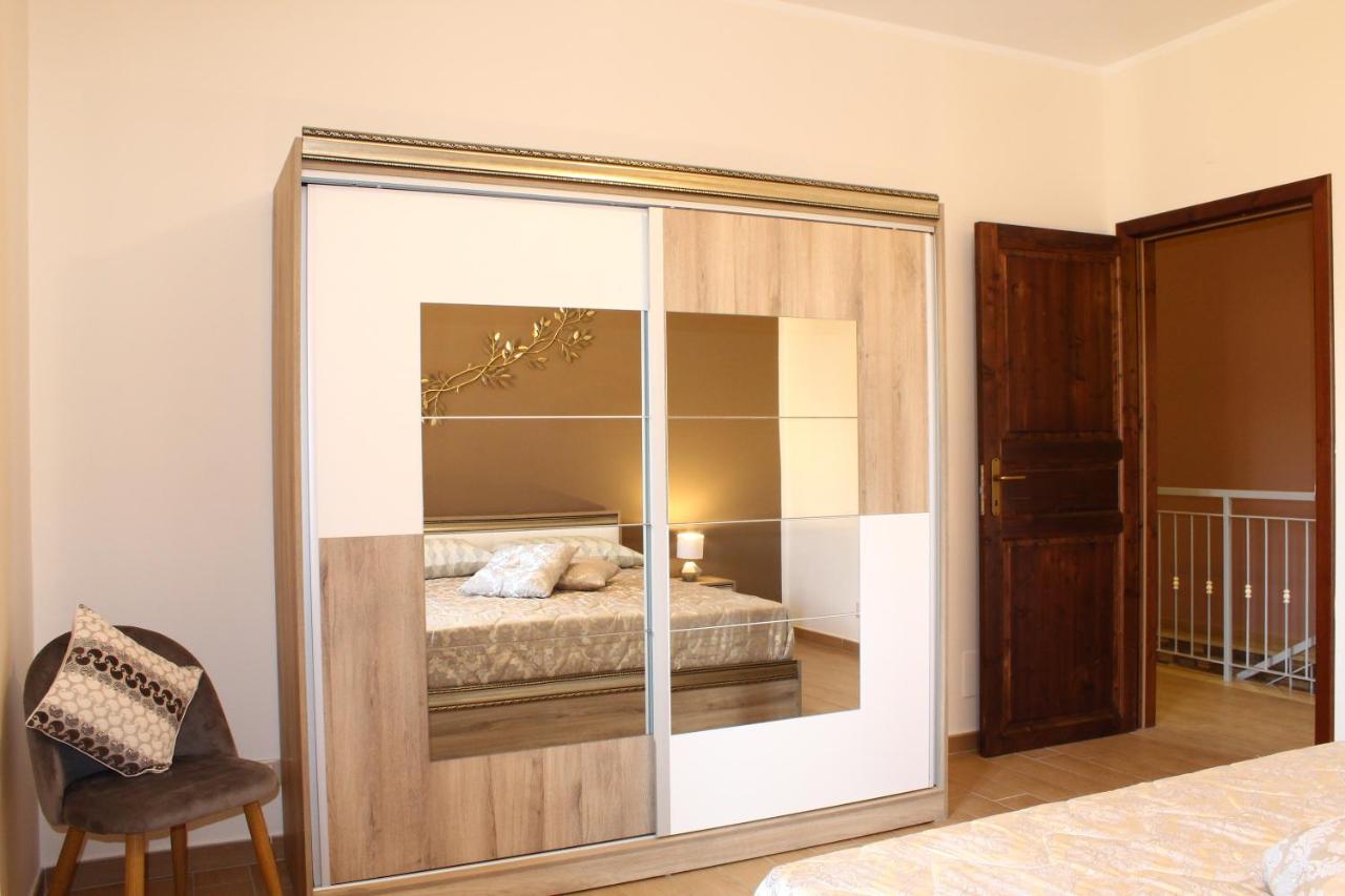 Villa Marchele Carini Bagian luar foto